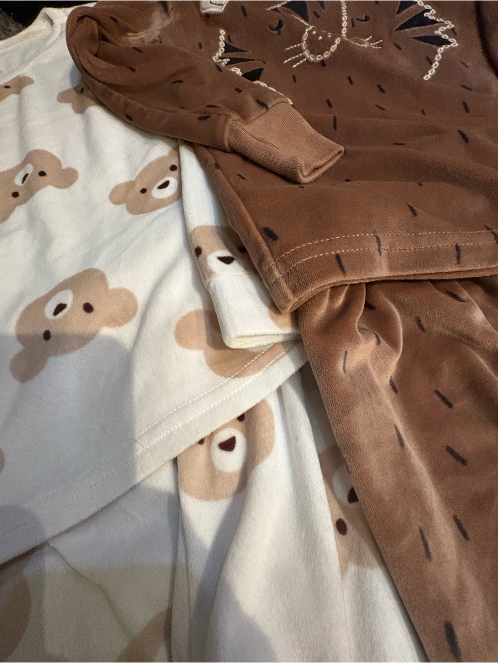 Fuzzy Jammy Bundle - Picture 6 of 8